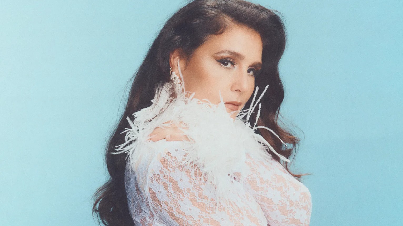 Ya es hora de que Jessie Ware lleve su buen hacer a otros estilos