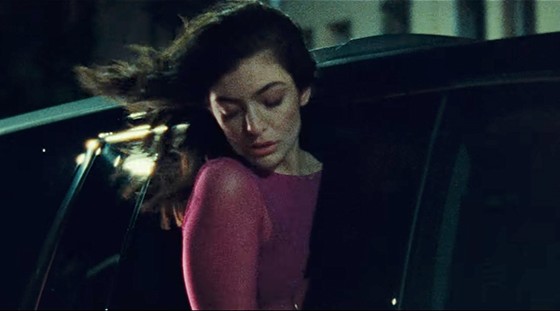 ‘Green Light’ de Lorde suena igual de fresca que la primera vez
