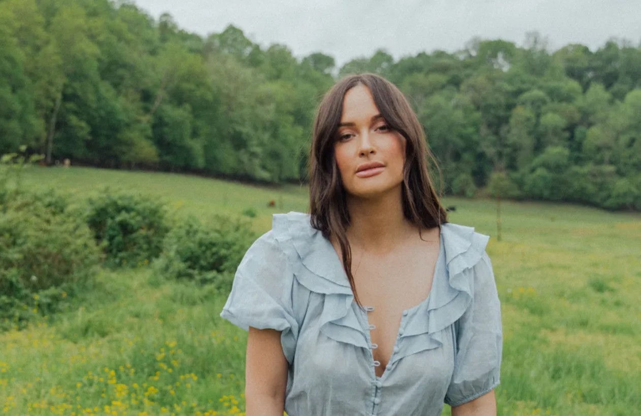 Kacey Musgraves graba un videoclip y registra nuevas canciones